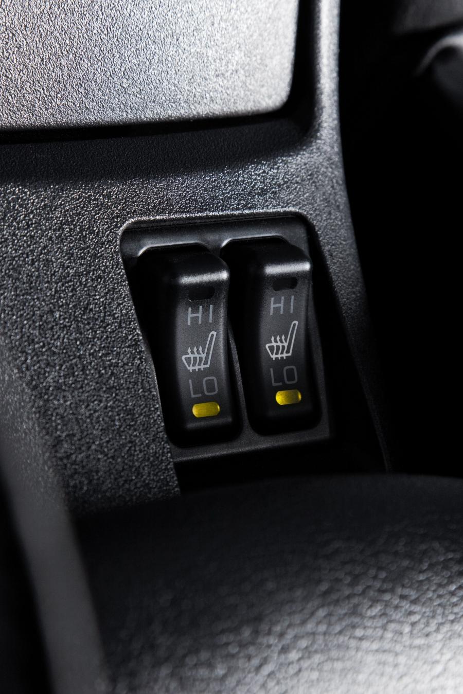  Mitsubishi Lancer Evolution X MR Touring 2012 года  (фото 5 из 34)